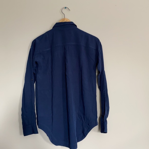 Lole buttoms down shirt - Picture 3 of 4